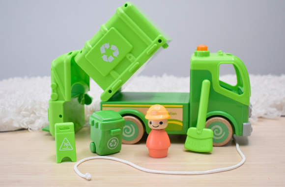 Wooden Recycle Truck with sound and light