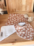Daisy Bib & Burp Cloth Set
