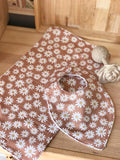 Daisy Bib & Burp Cloth Set